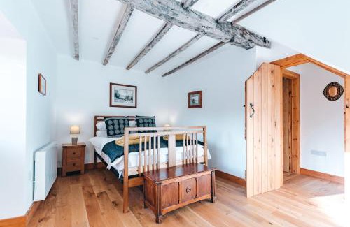 Eaton Mascott House | ryton grange church barn sleeps 5