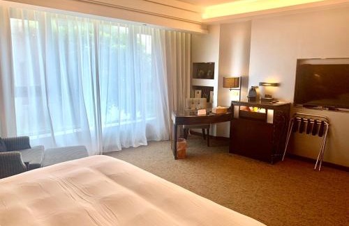 Zhongshan Hotel | S Aura Hotel