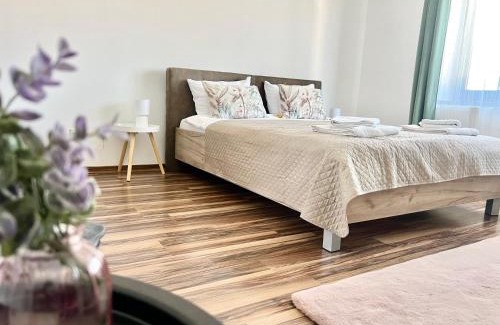 Avrig House | S-HOUSE Avrig - Casă de vacanță cu terasă privată și parcare