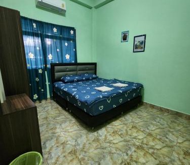 Betong House | SaamSaao HomeStay Betong - 4 Bedroom House