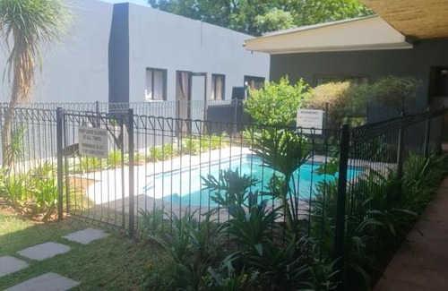 Greater Johannesburg Metropolitan Area House | Sababa boutique hotel