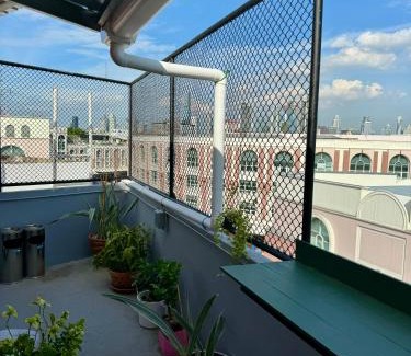 Si Yaek Maha Nak Hotel | Sabai Dee Minitel