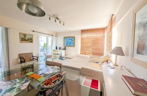 Kerameikos Apartment | Sacred Way rooftop apartment