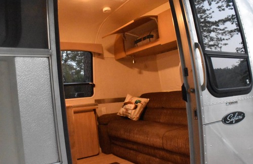 Lakehead-Lakeshore House | Safari Airstream