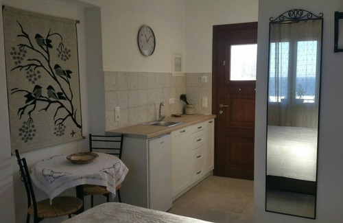 Naxos Apartment | Safe,quiet,R&R, home away from home, 5 min walk to closest beach. Eastern Naxos.