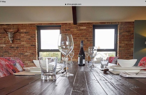 Durham House | Safe, rural, modern and stylish holiday home, 30 minutes walk to Durham city
