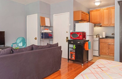 Theatre District Apartment | Safe Studio near Hospitals in Boston