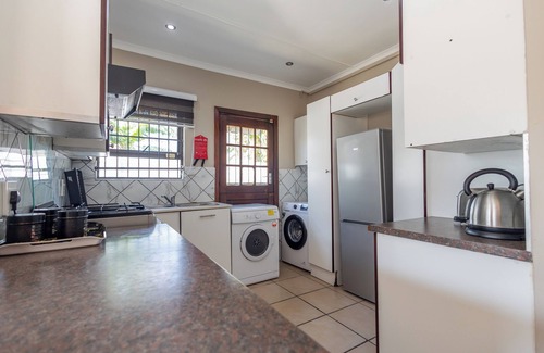 Berea Apartment | Safi Self-Catering Suites