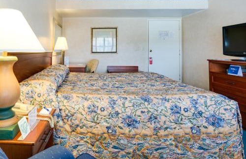 Mid Central Hotel | Saga Motor Hotel Pasadena