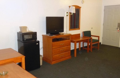 Cleburne Hotel | Sagamar Inn