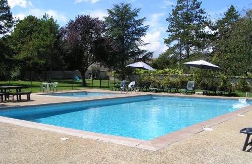 Duil-sur-le-Mignon House | Saggitarius, Les Constellations