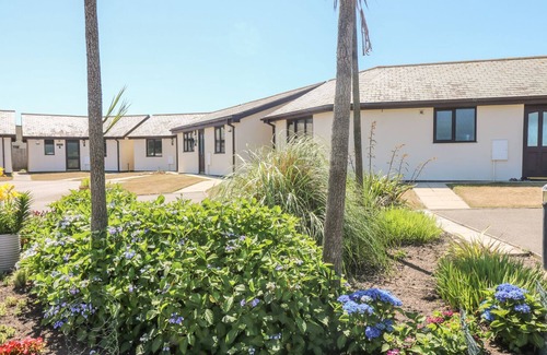 Longrock House | SAIL BOATS, pet friendly, country holiday cottage in Marazion