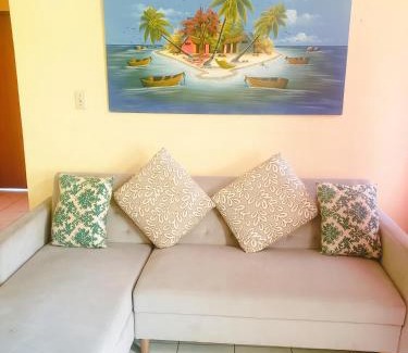 Hannah Apartment | Sailor's Gem