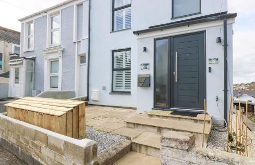 Mylor Churchtown House | Sailors