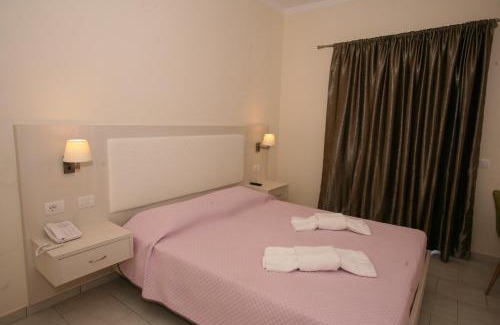 Agios Georgios Pagon Hotel | Saint George Palace