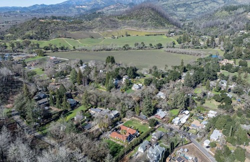 Deer Park Apartment | Saint Helena Wine Villa | Luxury Stay & Vineyard