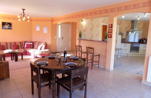Saint-Palais-sur-Mer House | Saint Palais sur Mer - BEAUTIFUL HOUSE close to the MARKET