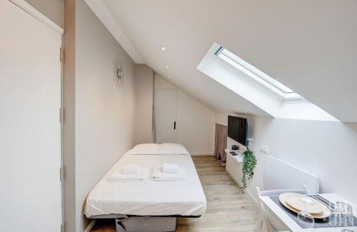 Old Town Apartment | Sakura - Face Gare