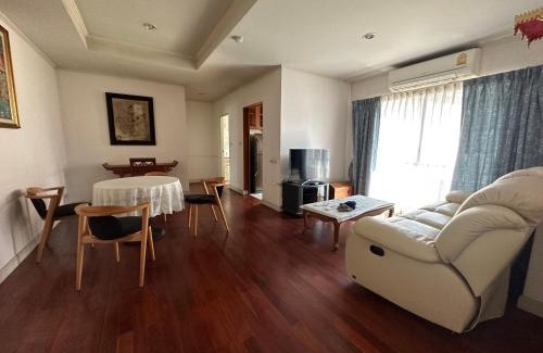 Embassy District Apartment | Saladaeng Executive Condominium