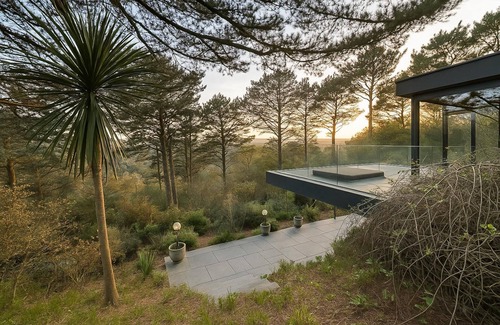 Salcombe Villa | Salcombe Retreat - Seven Bedroom Villa, Sleeps 16