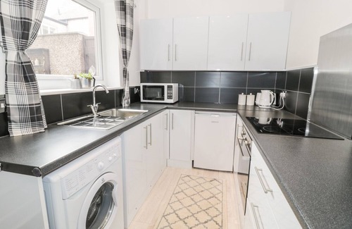 Newbiggin-by-the-Sea Cottage | SALEE COTTAGE, country holiday cottage in Newbiggin-By-The-Sea