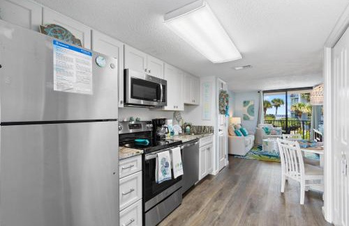 Gulf Shores Apartment | Salt and Light Surf & Racquet 204B