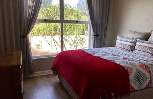 Umhlali Beach Apartment | Salt Rock Ocean Views