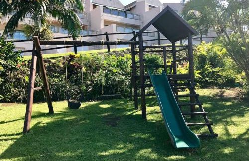 Umhlali Beach Apartment | Salt Rock Ocean Views