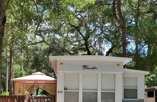 Salt Springs House | Salt Springs RV Resort Getaway