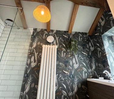 Ogden House | Saltonstall Airbnb