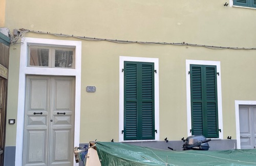 Manarola Apartment | Salty Dreams Guest Room Manarola Cinque Terre