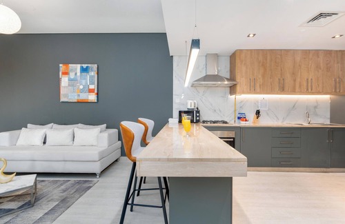 Dubai Marina Apartment | Samaya Holiday Homes - Marina luxury Suites