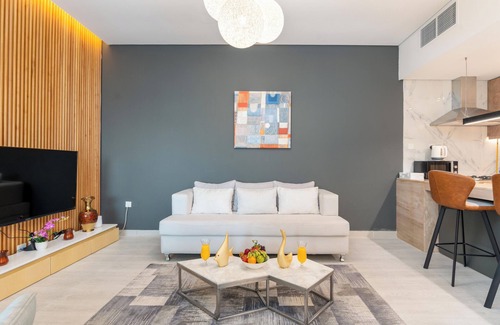 Dubai Marina Apartment | Samaya Holiday Homes - Marina luxury Suites