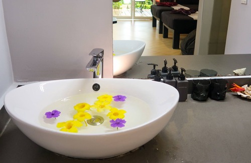 Koh Rong Sanloem Hotel | Samloem Laguna Resort