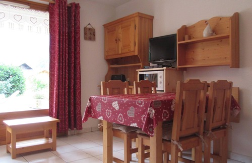 Samoens Apartment | Samoëns-App. 2 rooms-All Comfort-Calm-Ground floor- South- Wifi- closed garage