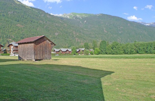 Samoens Apartment | Samoëns: Ground floor apartment for 6 with parking & pets allowed