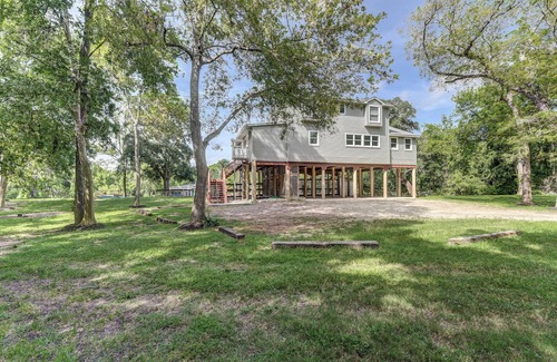 Cedar Lane House | San Bernard: Enjoy a Spa, Your Own Private Boat Ramp, and Jet-Skiing