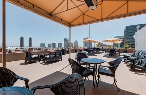 Civic Core Apartment | San Diego Gaslamp Plaza Suites