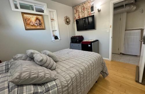 Outer Mission Apartment | San Francisco Private Room and Bathroom - Free Street Parking