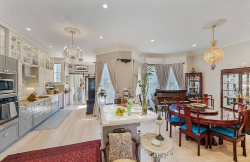 Golden Gate House | San Francisco Retreat Just Steps from Golden Gate Park and Ocean Beach! by RedAwning