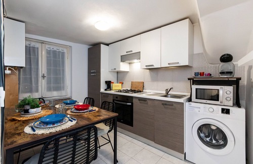 Genoa Historical Centre Apartment | SAN GIORGIO HOUSE City Center [2 MINUTES ON FOOT FROM AQUARIUM]