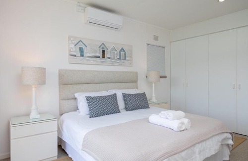 San Lameer Apartment | San Lameer Villa 10303 - 3 Bedroom Superior - 6 pax - San Lameer Rental Agency