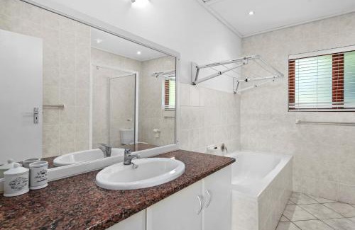 San Lameer Villa | San Lameer Villa 10902 - 4 Bedroom Superior - 8 pax - San Lameer Rental Agency