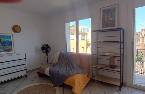 Sanary-sur-Mer Apartment | Sanary sur mer Jolie Appartement Centre Sanary Calme Absolu Proche du Port