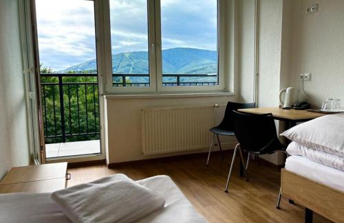 Ustron Bed & Breakfast | Sanatorium Rosomak