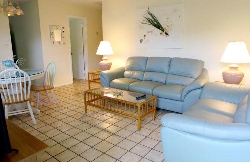 Holmes Beach Villa | Sand Dollar Beach Side Villa