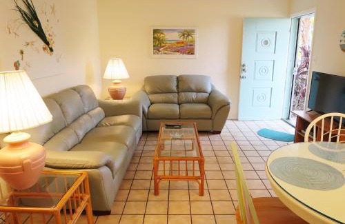 Holmes Beach Villa | Sand Dollar Beach Side Villa