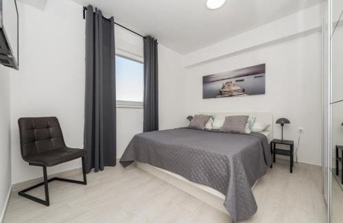 Novalja Apartment | Sanda luxury apartment with pool