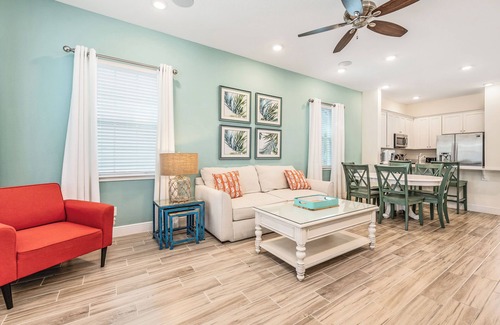 West Kissimmee Cottage | Sanderella Castle! Premium Cottage with Private Hot Tub near Disney with.