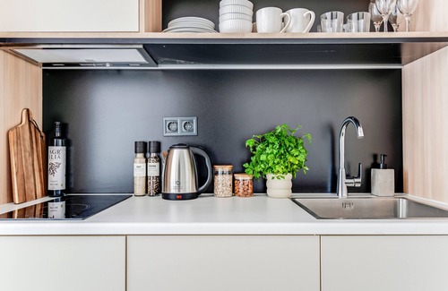 Piraeus Apartment | Sanders Port - Bright Studio Near Piraeus Port